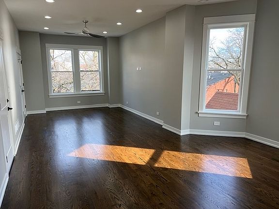 2nd image of 2715 W Potomac Ave #3FR