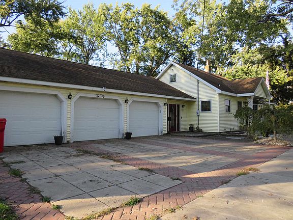 2nd image of 25843 Layton Rd