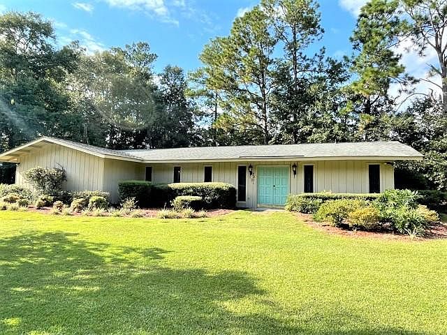 34 Fairway Ln, Barnwell, SC 29812 | Zillow