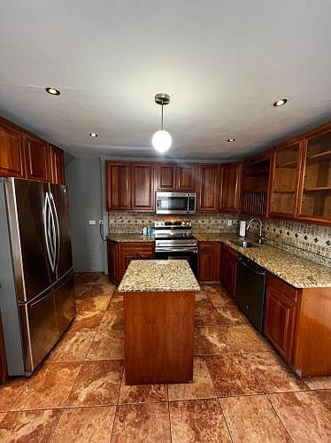 1st image of 342 Pennyfield Ave