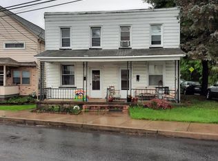 208 1st St, Hudson, PA 18705