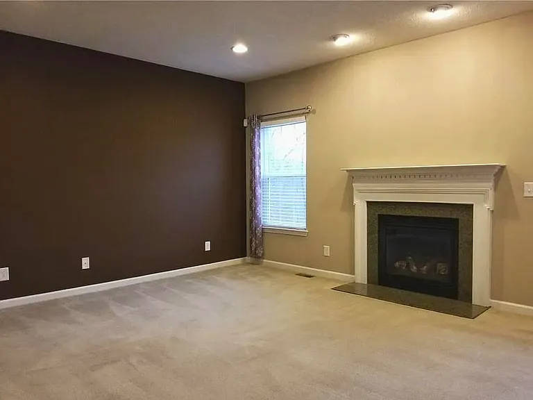 5055 Lake Forest Dr — Photo 9
