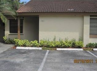 6196 NW 170th Ln, Hialeah, FL 33015