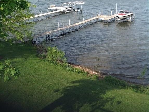 4th image of 44 Shore Dr