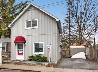 16 Corrigan St, Kingston, ON K7K1S4