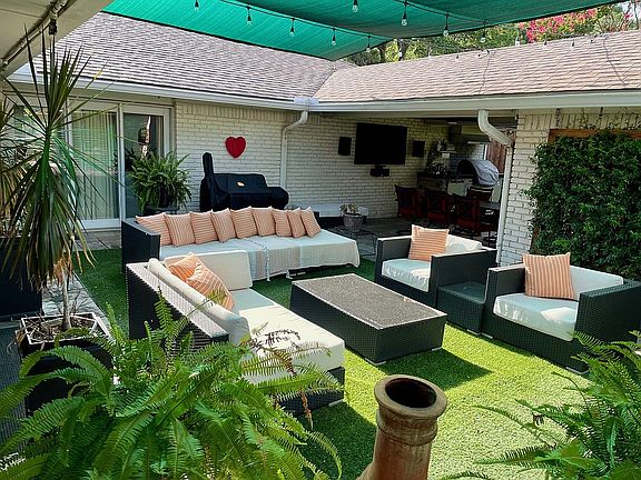 5th image of 6945 Stefani Dr
