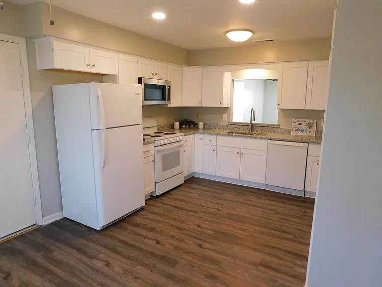1433 Drumheller Dr — Photo 10