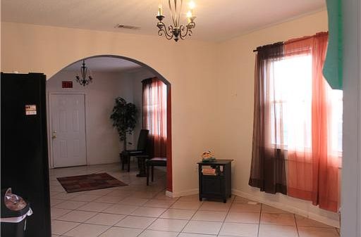 4th image of 4517 Thalia St