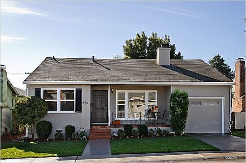 2nd image of 525 Ventura Ave