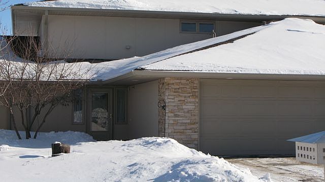 1st image of 505 River Bend Ct
