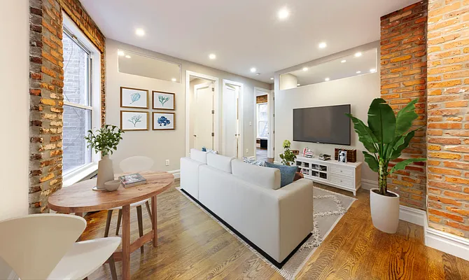 Rented by Douglas Elliman | media 33