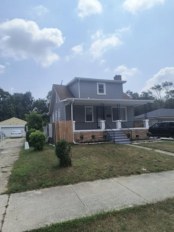 4 bed, 2.0 bath, 1500 sqft, $2,400 — Photo 3