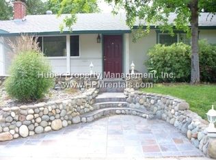 702 Oak Ridge Dr, Roseville, CA
