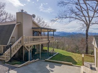 261 Ives Ln, Franklin, NC 28734