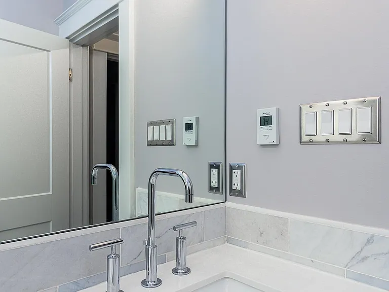 7742 Delmar Blvd #1 — Photo 15