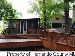 5419 Darlene St, Weeki Wachee, FL 34607