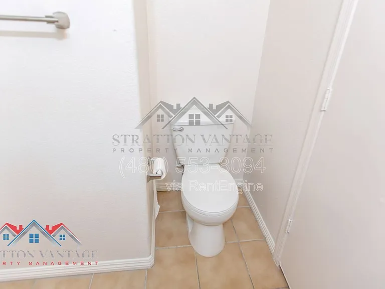 5706 N 74th Dr — Photo 24