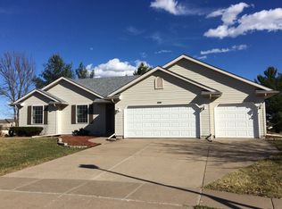 5703 Heather Ave, Davenport, IA