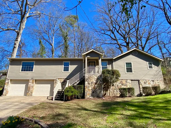 309 W Crest Rd, Rossville, GA 30741