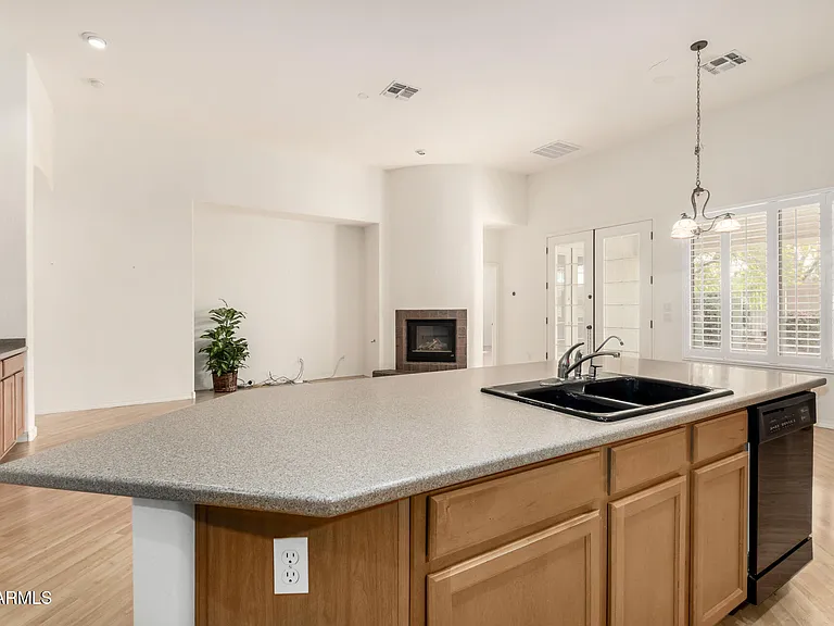 1203 E Kramer Cir — Photo 19