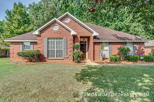 124 Raintree Rd Photo 1