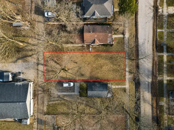 2011 5th St, Muskegon Heights, MI 49444