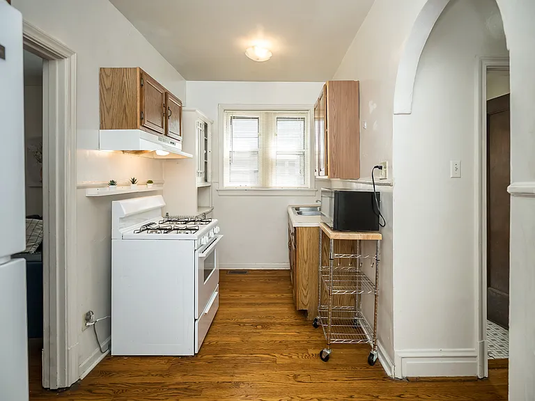 7300 Lindell Blvd — Photo 19