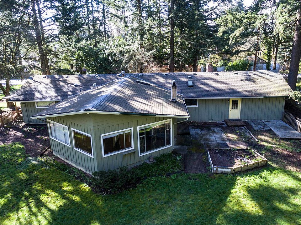 1st image of 16230 NE 4th St