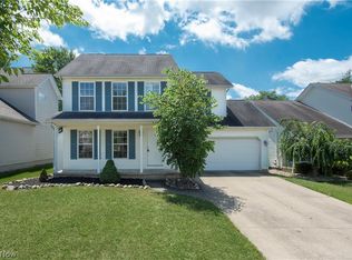 174 Halifax Ln, Medina, OH