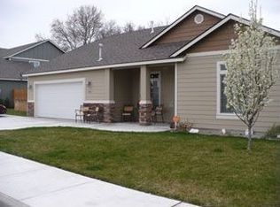202 S Quay St, Kennewick, WA 99336