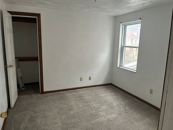 5th image of 345 Coltart Ave #345