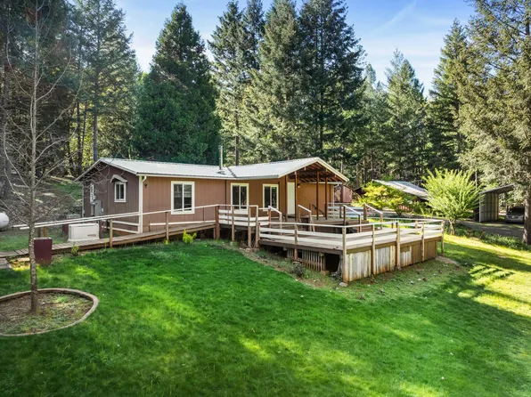 332 Bull Creek Rd, Grants Pass, OR 97527