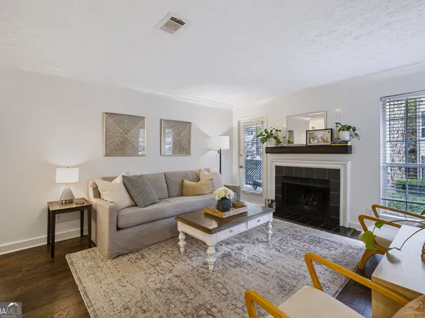 6804 Glenridge Dr APT D, Atlanta, GA 30328
