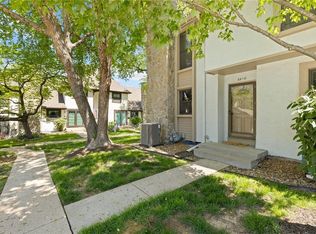 6516 W 49th St, Mission, KS 66202