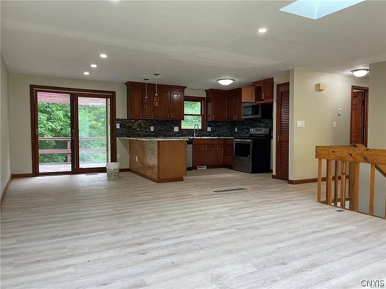 134 Sunhill Ter — Photo 12