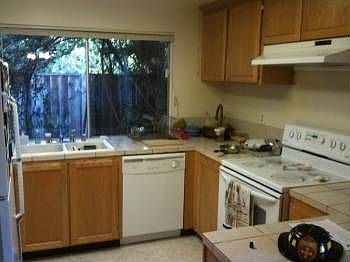 3rd image of 10806 Northridge Sq