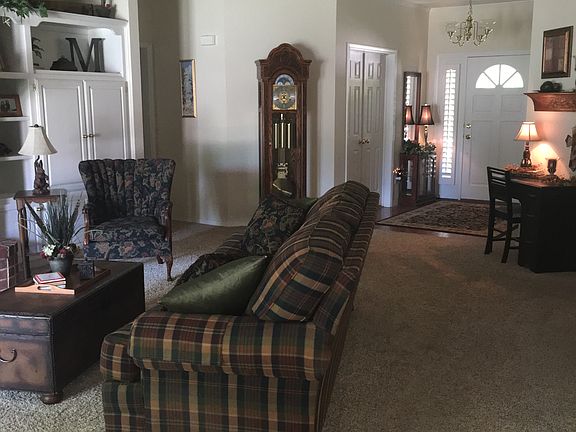 3rd image of 56 Country Club Dr