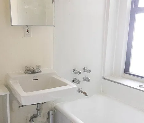 Rented by Cavanagh Properties LLC | media 18