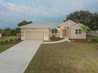 123 Sorrento Dr, Nokomis, FL 34229