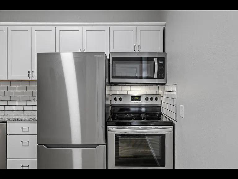 745 Margaret St #4 — Photo 12