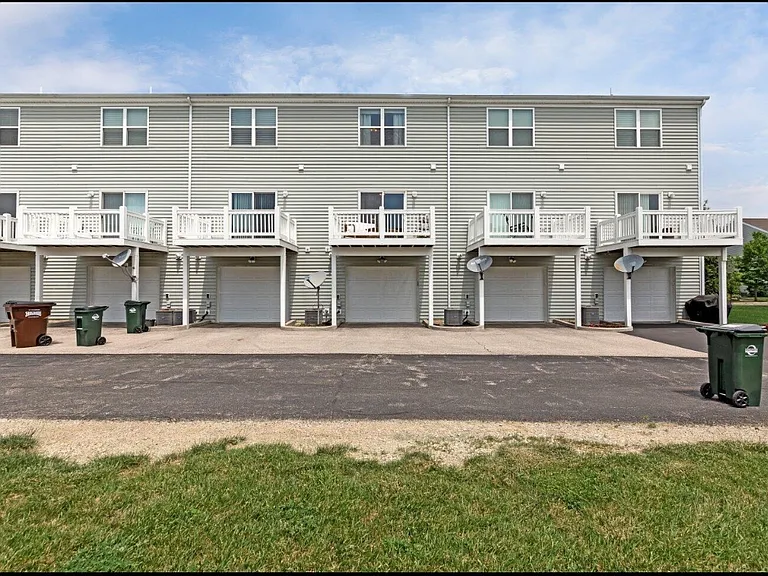5925 Winberry Creek Dr — Photo 19