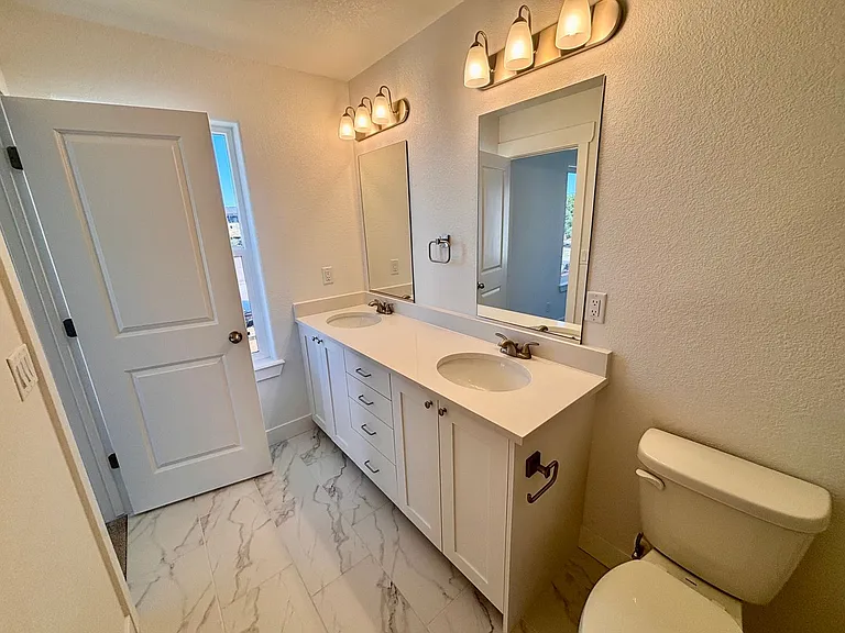 3658 Byram Point — Photo 17
