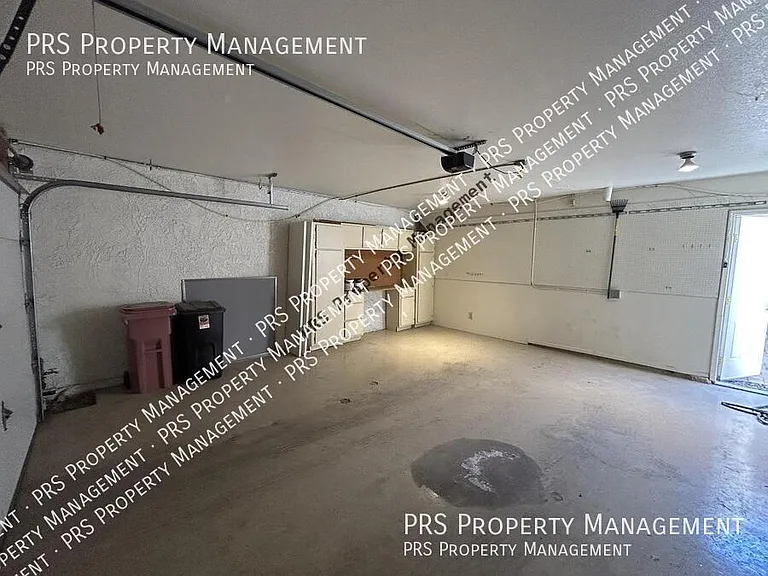 5100 N Miller Rd #11 — Photo 41