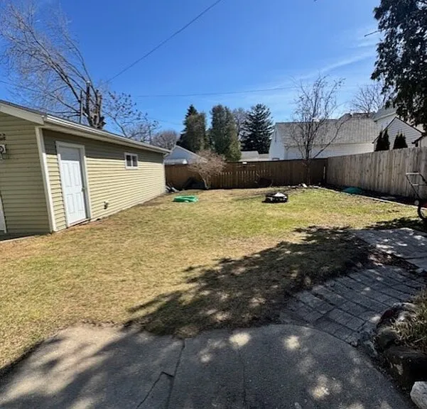 1015 Madison St — Photo 1