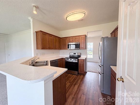 2nd image of 107 Elrosa Rd