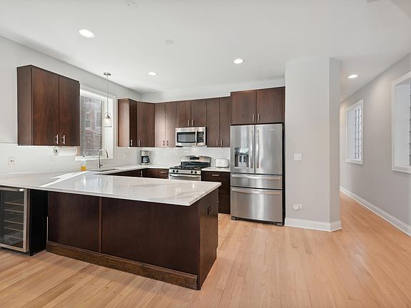 5th image of 2617 W Cortez St #1