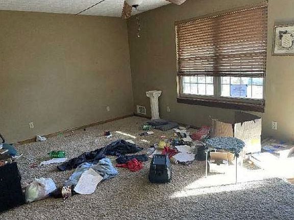 Additional Living Room