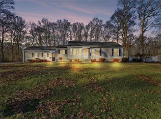 598 Tremont St, Rehoboth, MA 02769