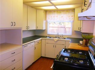 724 Woodford Ave N, Kent, WA 98031