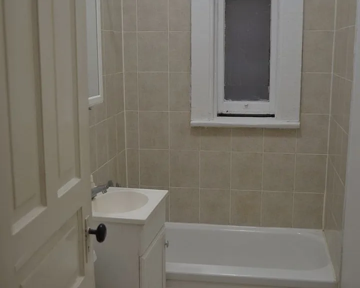 1448 N Maplewood Ave — Photo 7